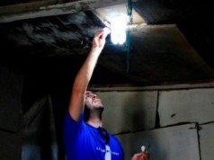 Светлина од пластично шише