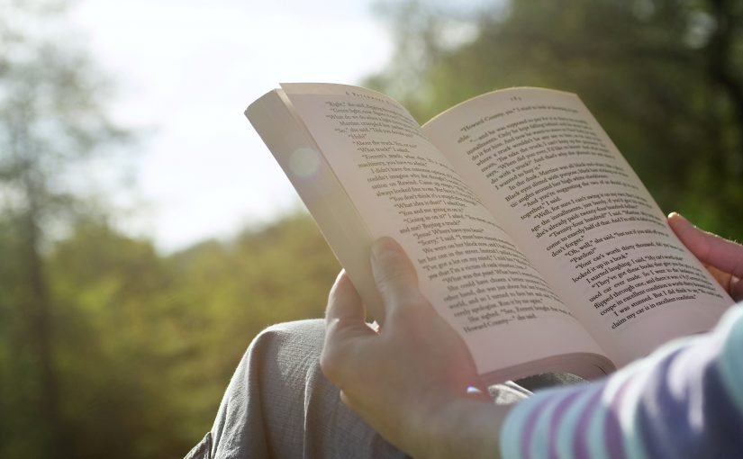 reading-books-825x510
