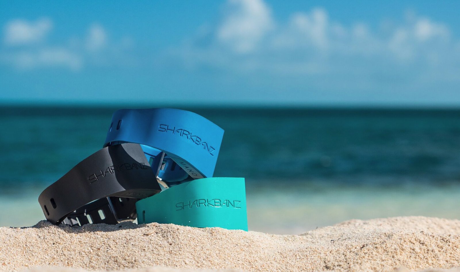 sharkbanz-shark-repellent-wristbands-2