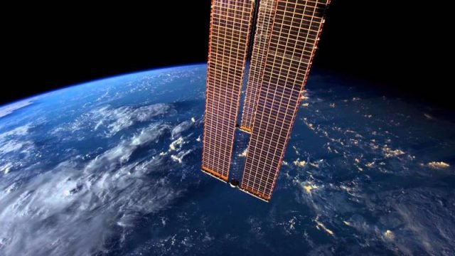 ya-podemos-ver-la-tierra-desde-el-espacio-en-hd_ampliacion