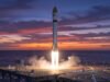 Тимот зад слетувањето на Falcon 9 ја доби првата награда „Нил Армстронг“